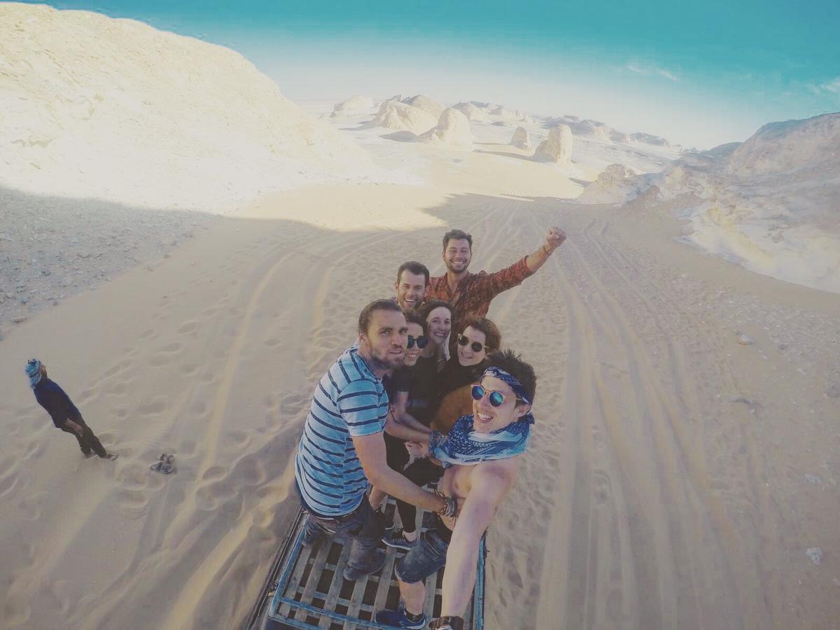 Happy days Pyramids Inn Kafrat al Jabal Bagian luar foto