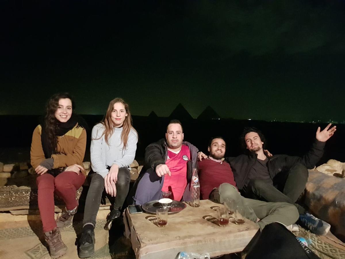 Happy days Pyramids Inn Kafrat al Jabal Bagian luar foto