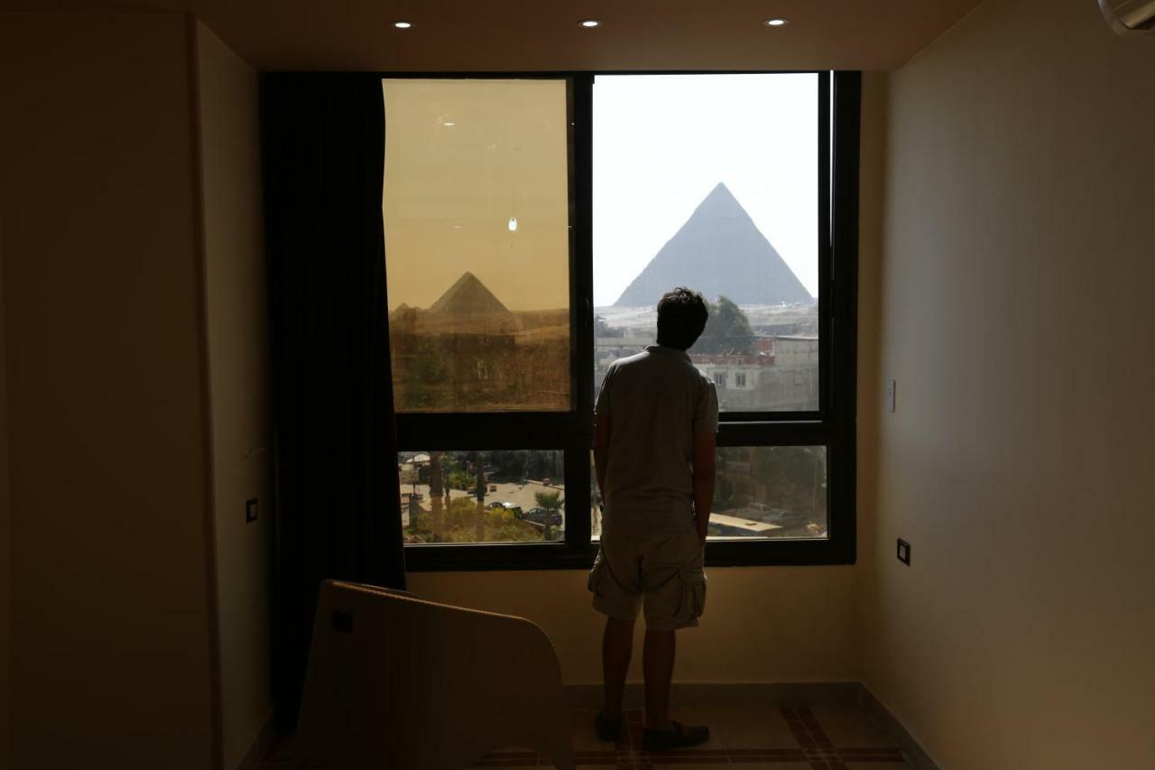 Happy days Pyramids Inn Kafrat al Jabal Bagian luar foto