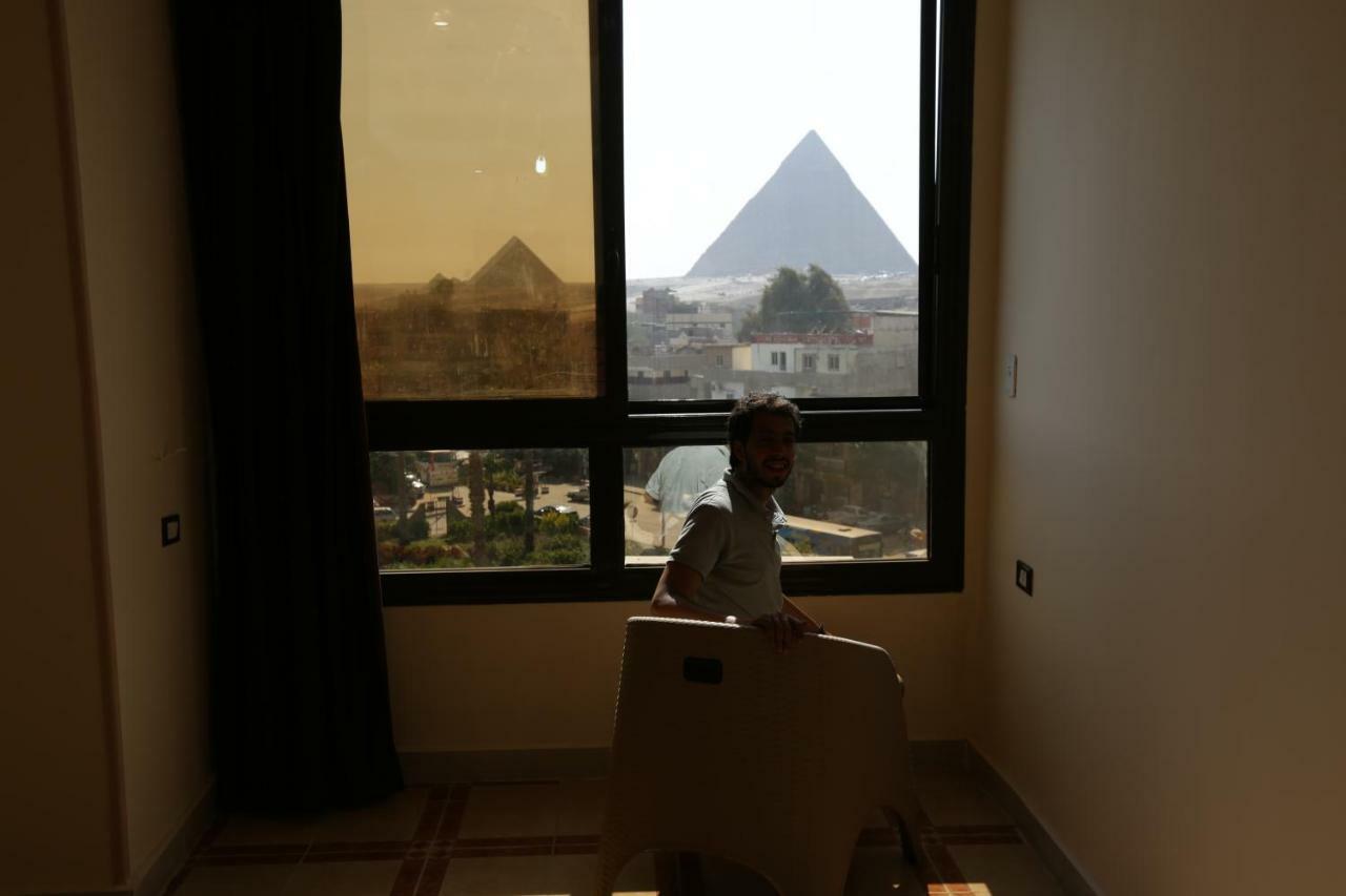 Happy days Pyramids Inn Kafrat al Jabal Bagian luar foto