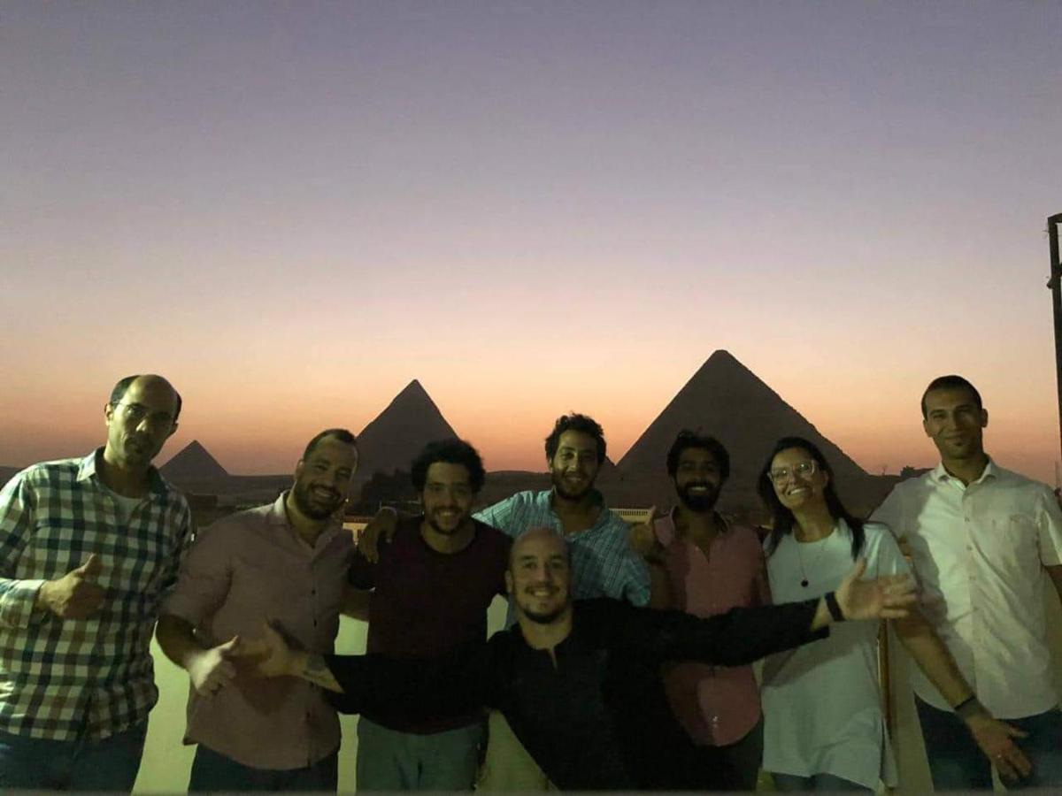 Happy days Pyramids Inn Kafrat al Jabal Bagian luar foto