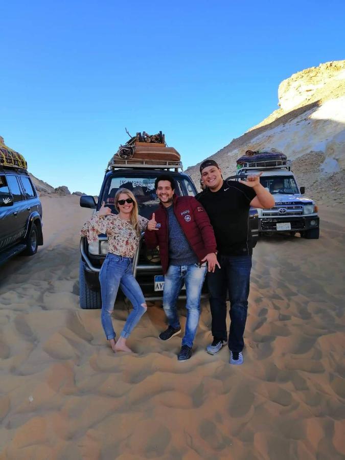 Happy days Pyramids Inn Kafrat al Jabal Bagian luar foto